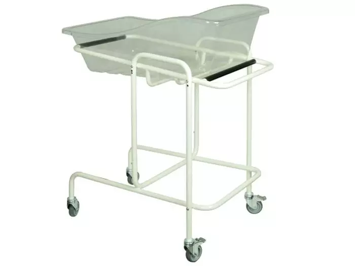 Cuna pediátrica con carrito