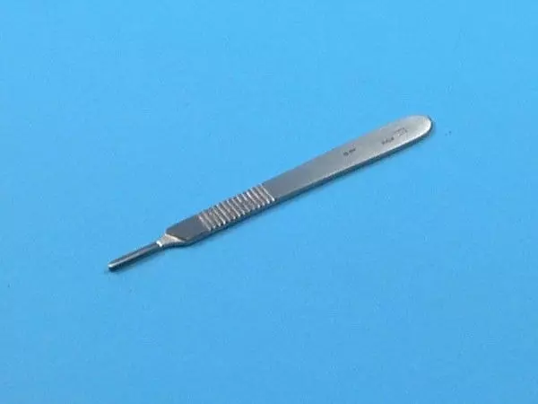 Mango de Bisturí n°3