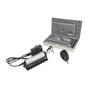 Maletín de diagnóstico Heine con BETA 4NT manguito recargable con cable USB y fuente de alimentación con enchufe