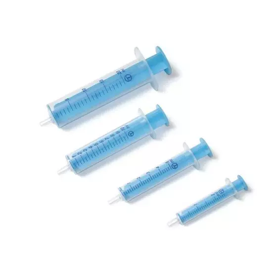 Jeringas 2 cuerpos 05 ml excéntrico Terumo caja de 100 
